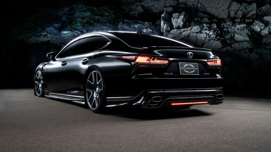  Lexus LS500h AWD Executive Line by Wald 2018 года  (фото 14 из 18)